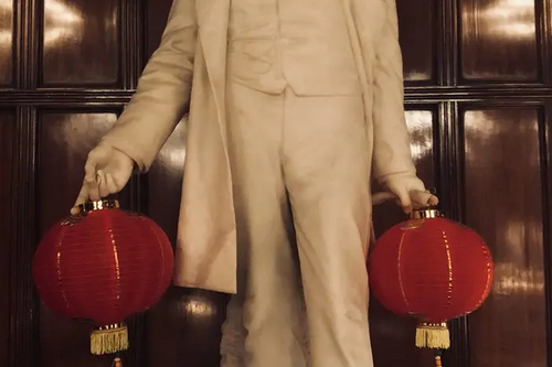 Statue of Gladstone CNY